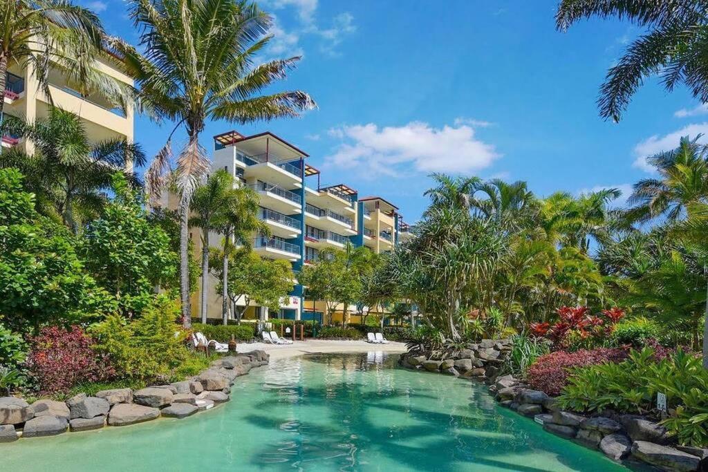 Alexandra Headland Resort With Stylish Stays Exterior foto
